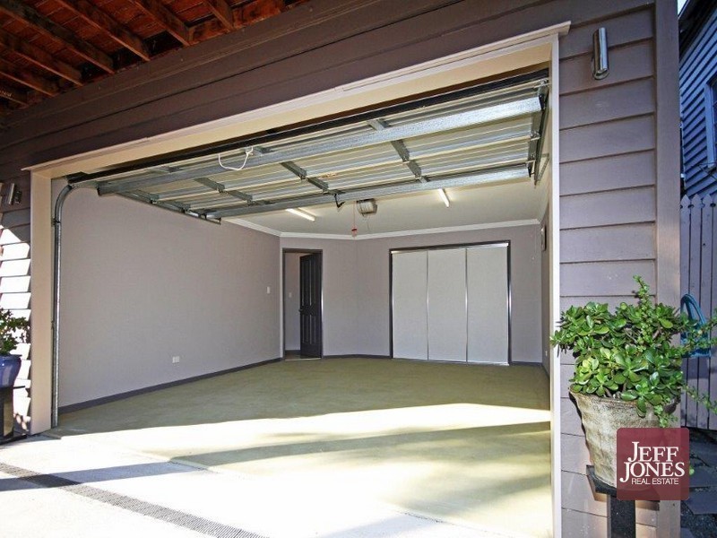 3 Burke Street, Coorparoo QLD 4151