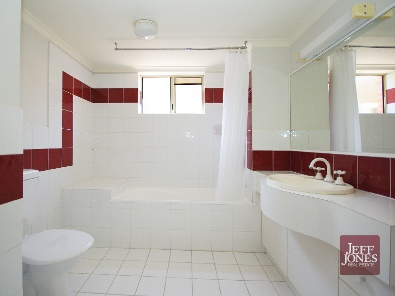 5/60 Rialto Street, Coorparoo QLD 4151