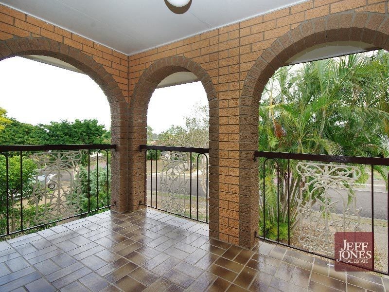 19 Fanfare Street, Eight Mile Plains QLD 4113