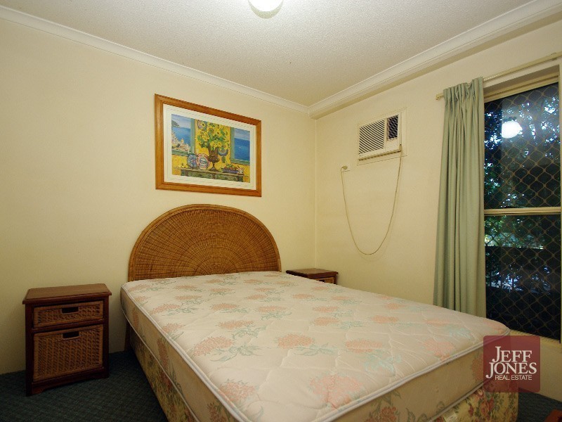 A4/52 Baron Street, Greenslopes QLD 4120