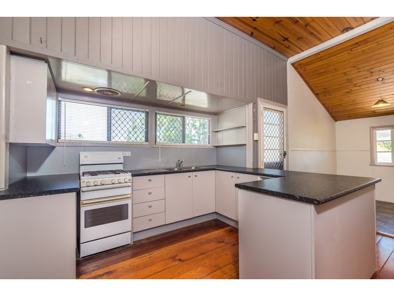 31 Raymont Road, Grange QLD 4051