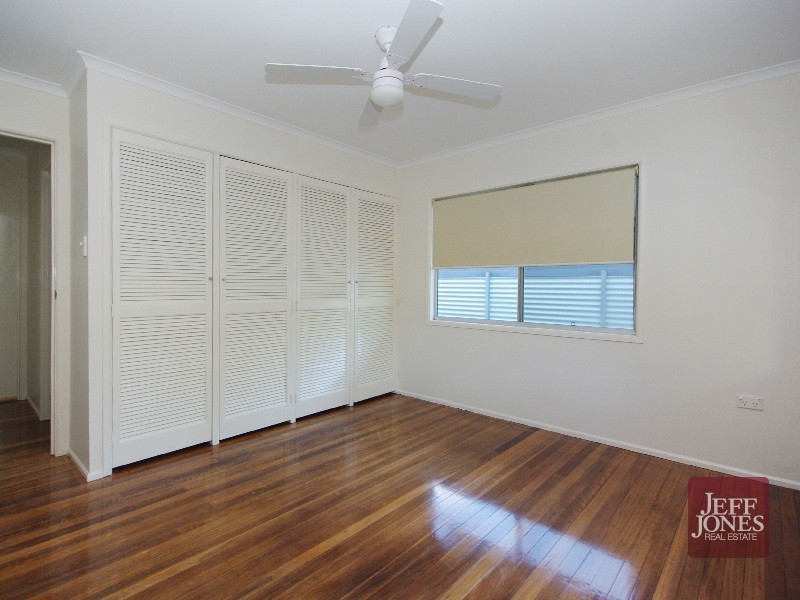 76 Woodville Place, Annerley QLD 4103