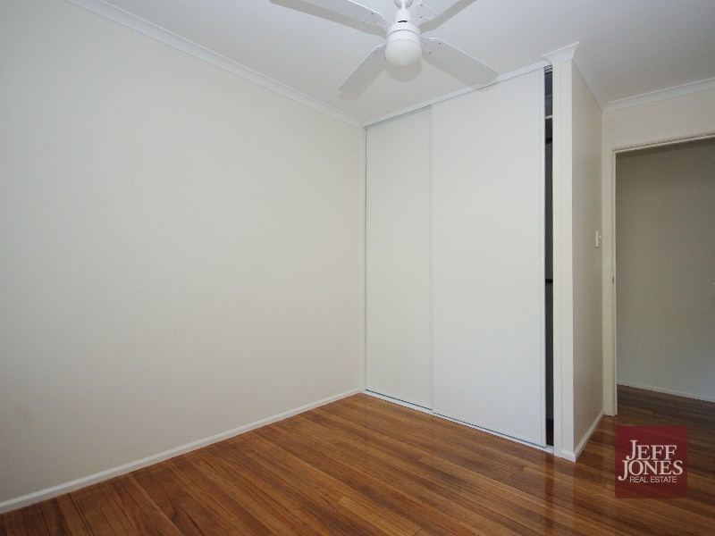 76 Woodville Place, Annerley QLD 4103