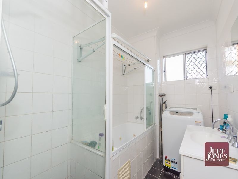 4/6 Fifth Avenue, Coorparoo QLD 4151