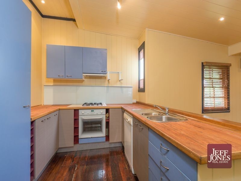 16 Sword Street, Woolloongabba QLD 4102