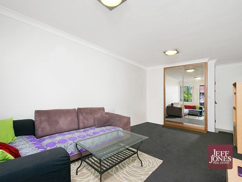 3/57 Dunellan Street, Greenslopes QLD 4120