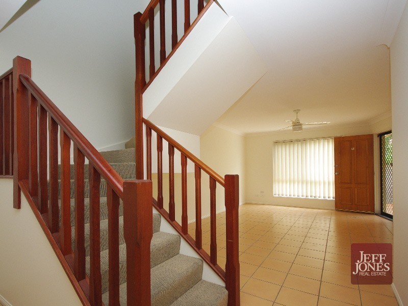 1/37A St Leonards Street, Coorparoo QLD 4151