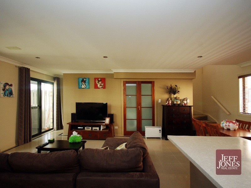 6/12 Newton Street, Coorparoo QLD 4151