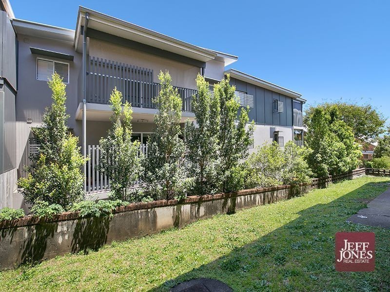 1/38 Chatsworth Road, Greenslopes QLD 4120