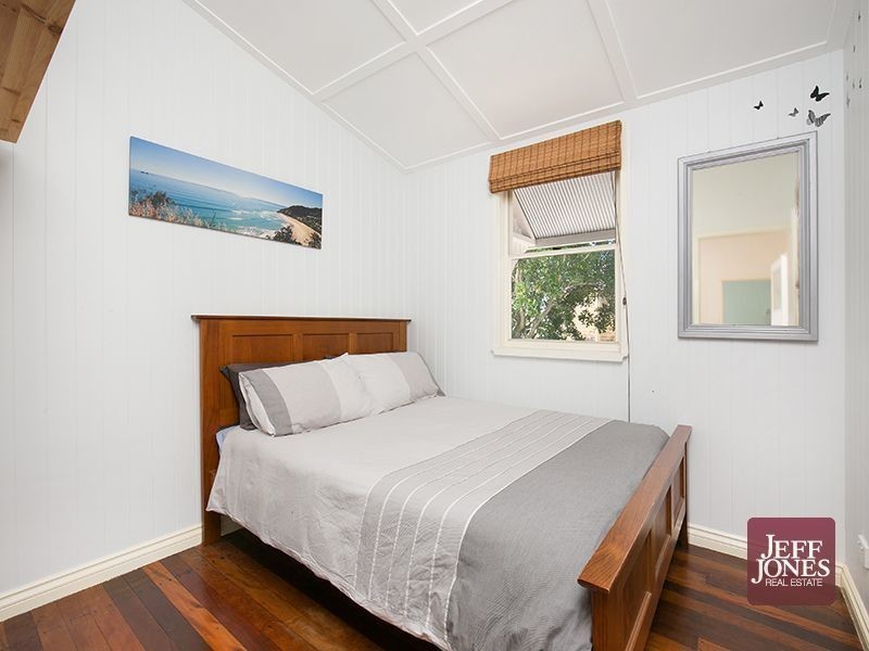 24 Abingdon Street, Woolloongabba QLD 4102