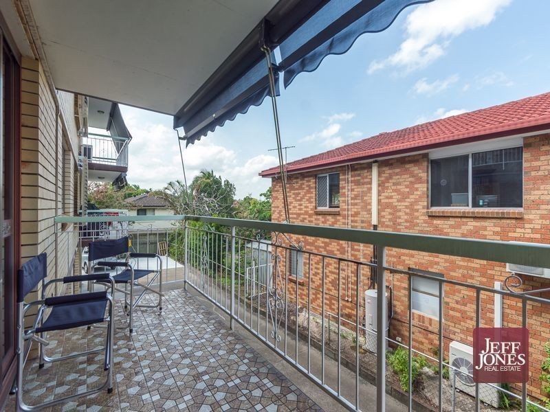 2/7 Zillah Street, Greenslopes QLD 4120