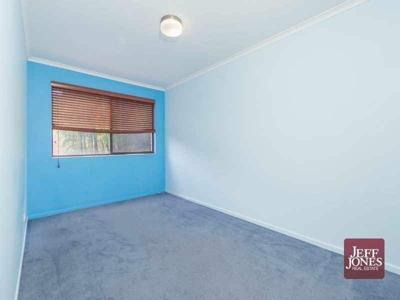 2/182 Juliette Street, Greenslopes QLD 4120