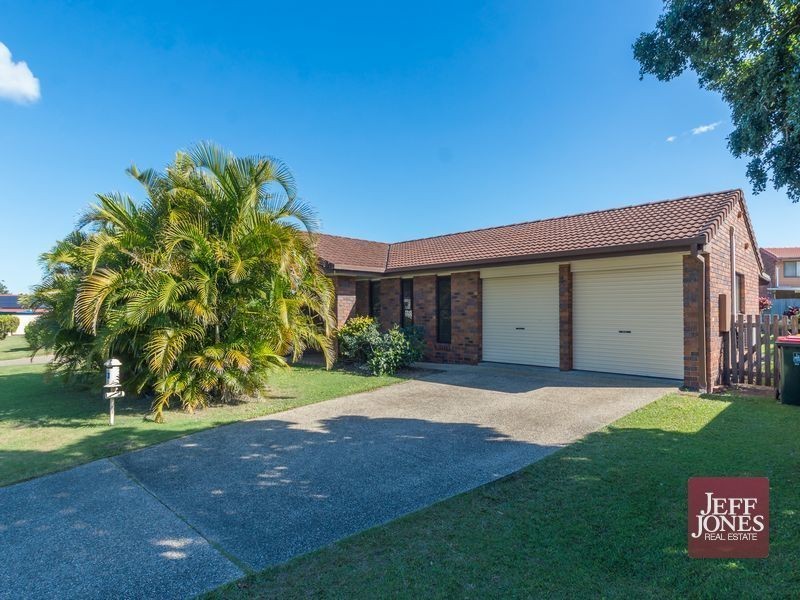 33 Barnard Street, Carindale QLD 4152