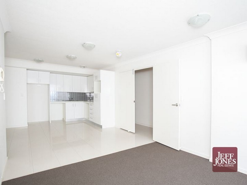 25/108 Nicholson Street, Greenslopes QLD 4120