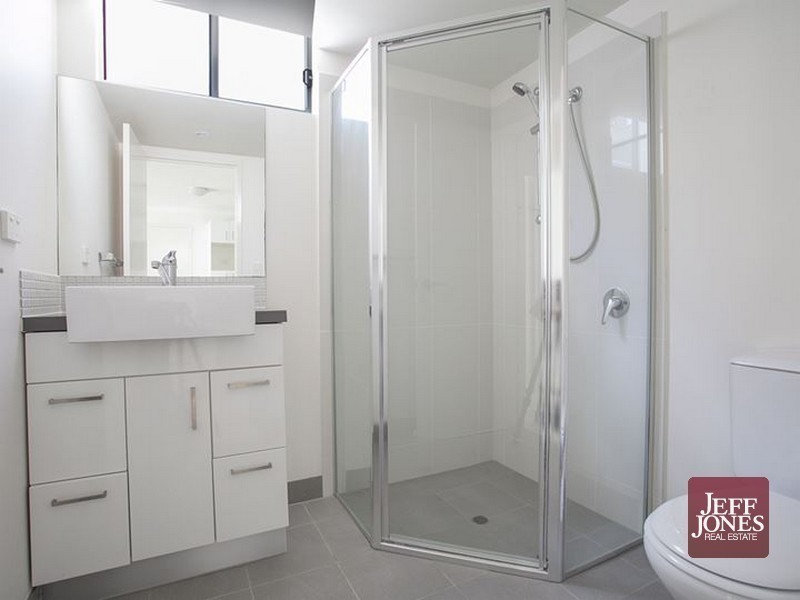 25/108 Nicholson Street, Greenslopes QLD 4120
