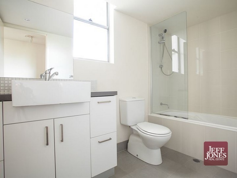 25/108 Nicholson Street, Greenslopes QLD 4120