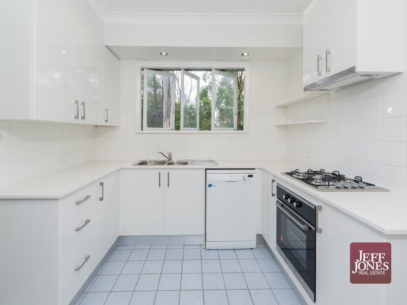 82 Nicholson Street, Greenslopes QLD 4120