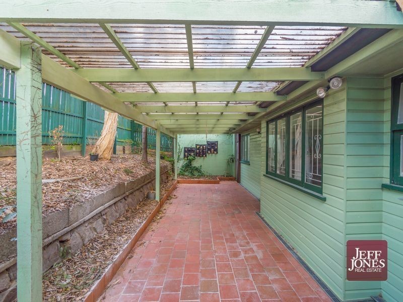 82 Nicholson Street, Greenslopes QLD 4120