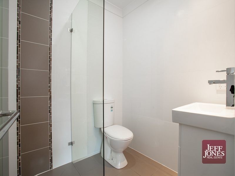 61 Monash Road, Tarragindi QLD 4121