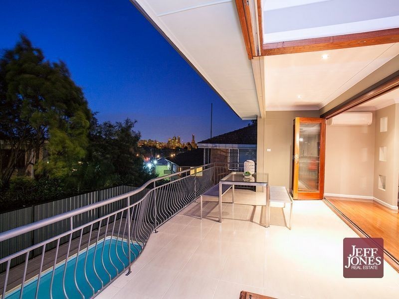 61 Monash Road, Tarragindi QLD 4121