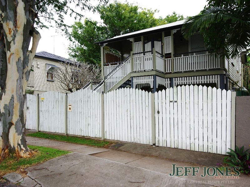 94 Linton Street, Kangaroo Point QLD 4169