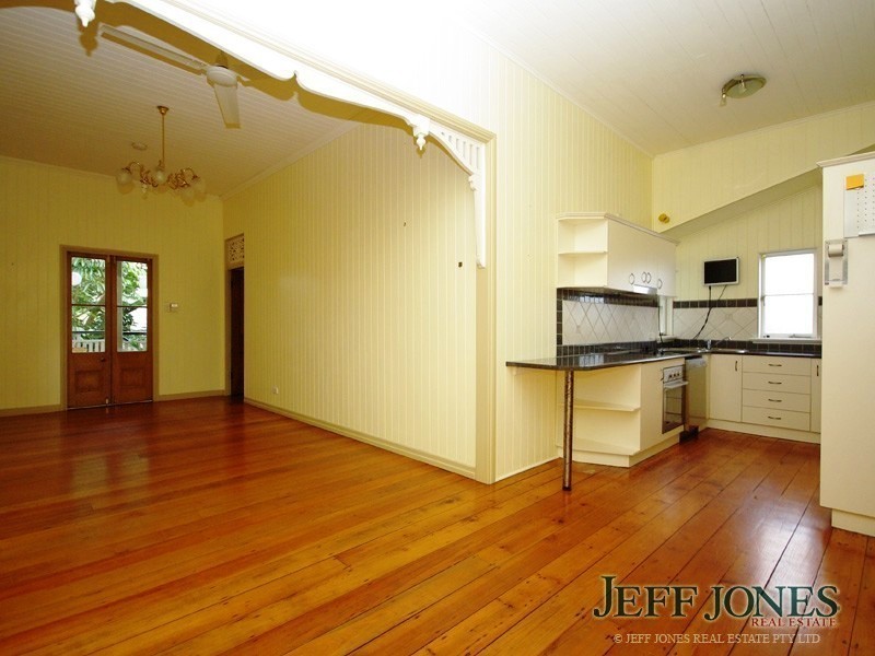 94 Linton Street, Kangaroo Point QLD 4169