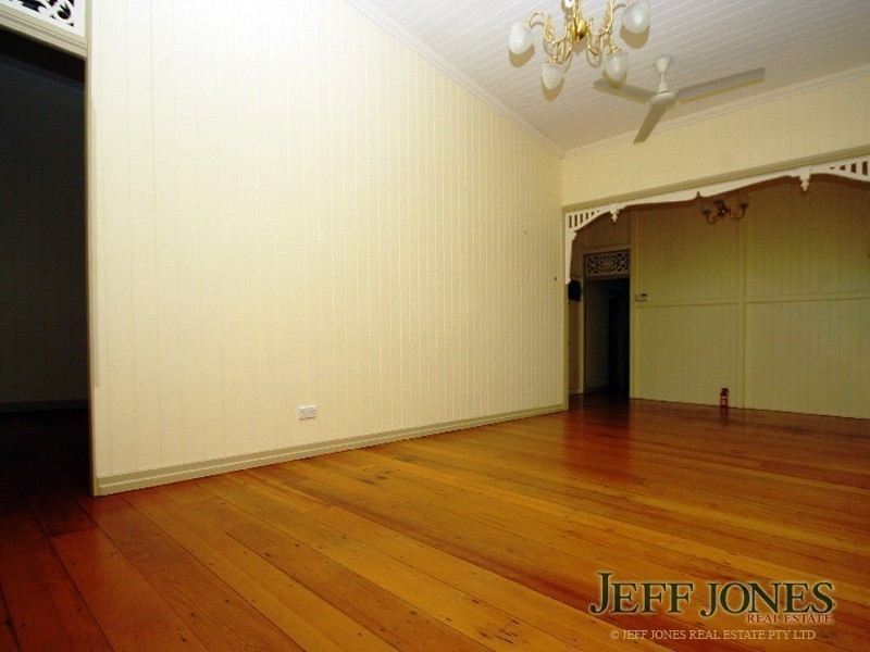 94 Linton Street, Kangaroo Point QLD 4169