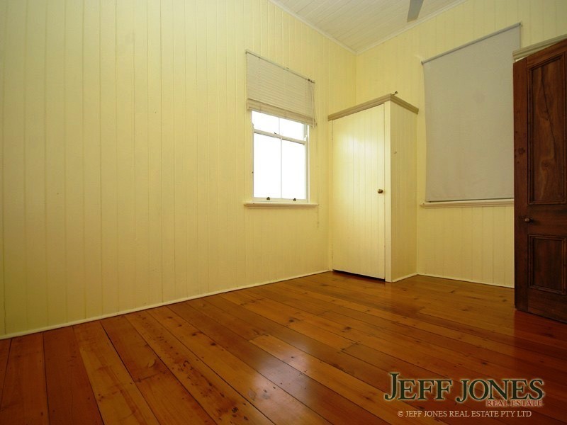 94 Linton Street, Kangaroo Point QLD 4169