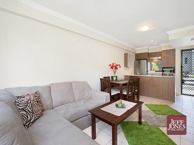 9/127 Ekibin Road, Annerley QLD 4103