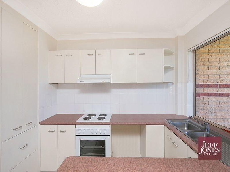 3/327 Cornwall Street, Greenslopes QLD 4120