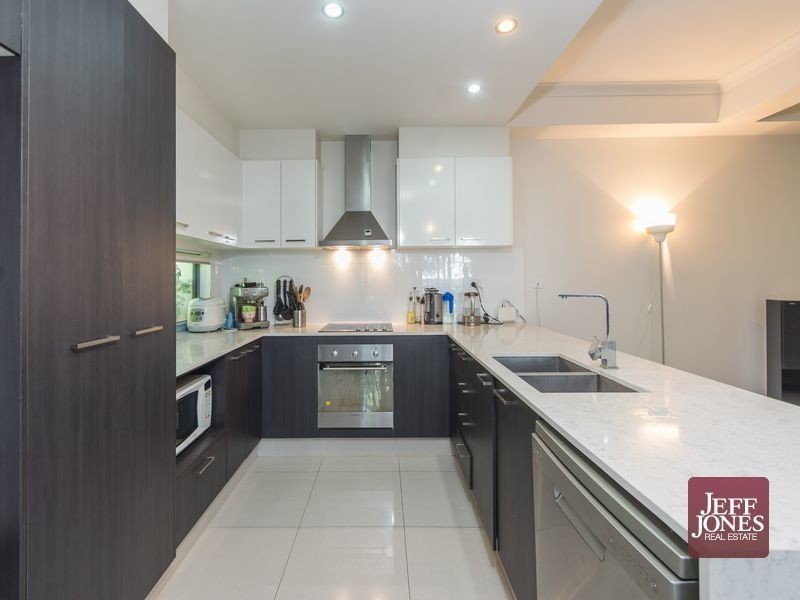 4/96 Broadway Street, Carina QLD 4152