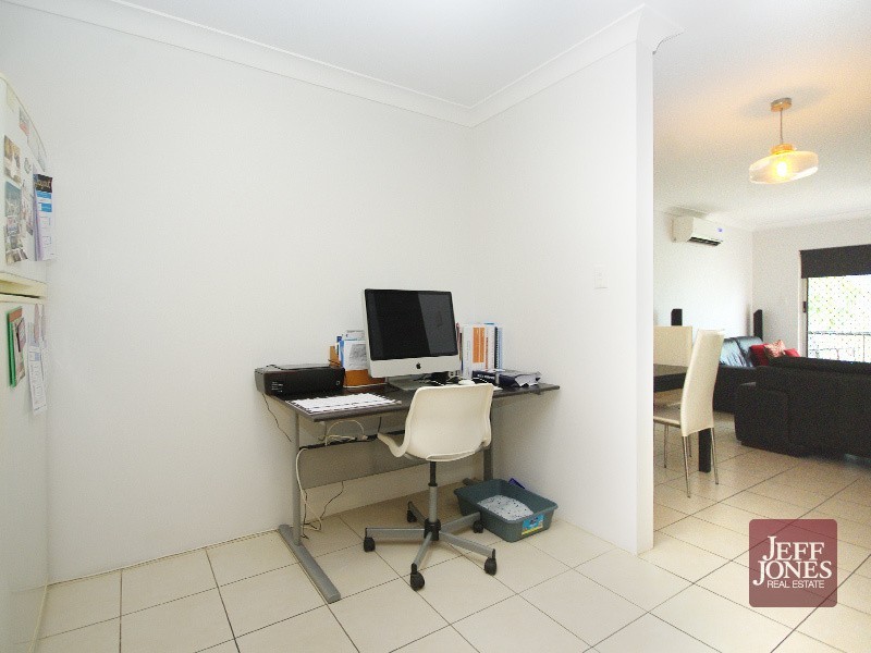 10/33 Curd Street, Greenslopes QLD 4120