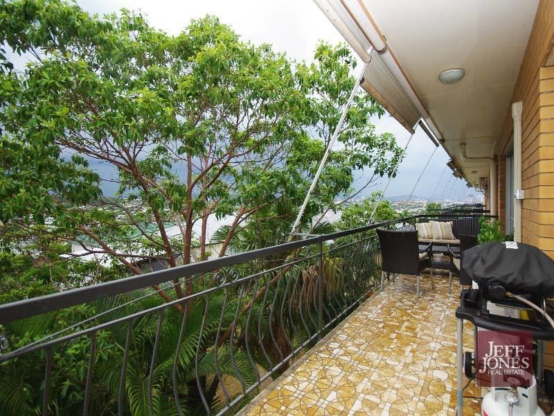 10/33 Curd Street, Greenslopes QLD 4120