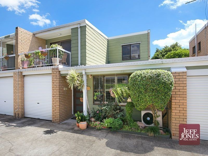 2/52 Bunya Street, Greenslopes QLD 4120