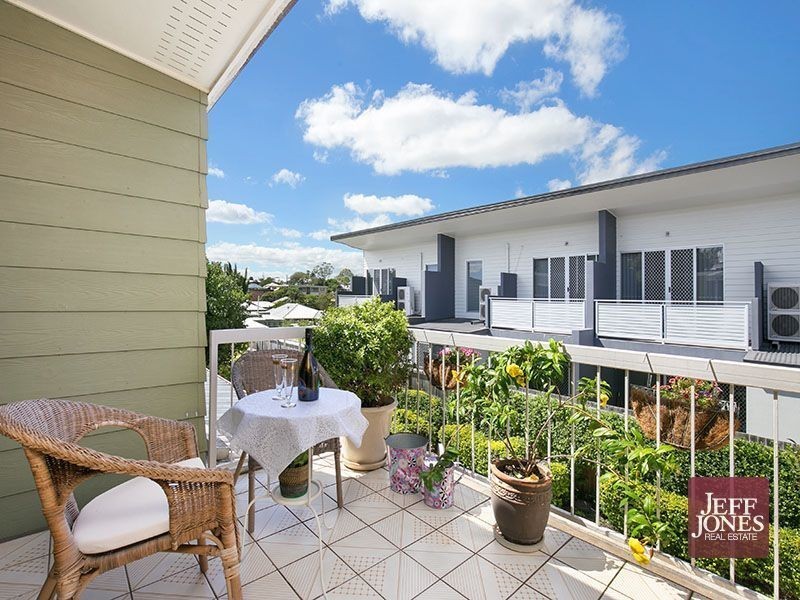 2/52 Bunya Street, Greenslopes QLD 4120
