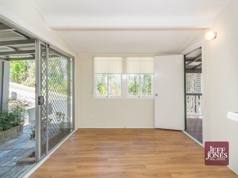 120 Majestic Outlook, Seven Hills QLD 4170