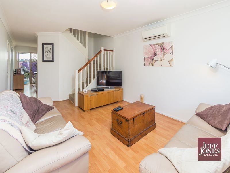 2/22 Hunter Street, Greenslopes QLD 4120