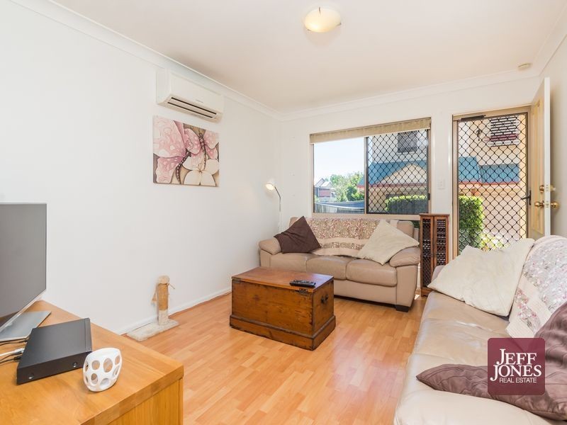 2/22 Hunter Street, Greenslopes QLD 4120