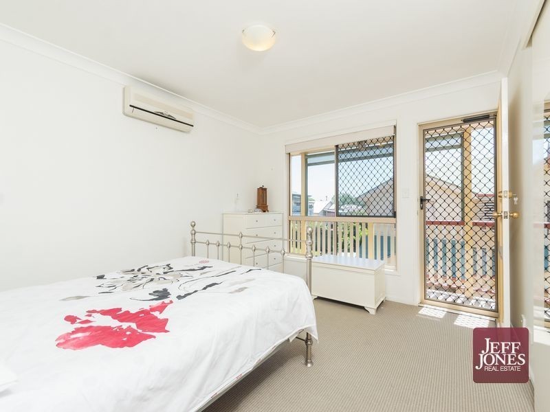 2/22 Hunter Street, Greenslopes QLD 4120