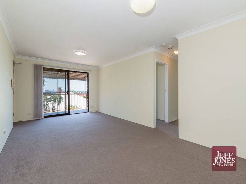 5/233 Cavendish Road, Coorparoo QLD 4151