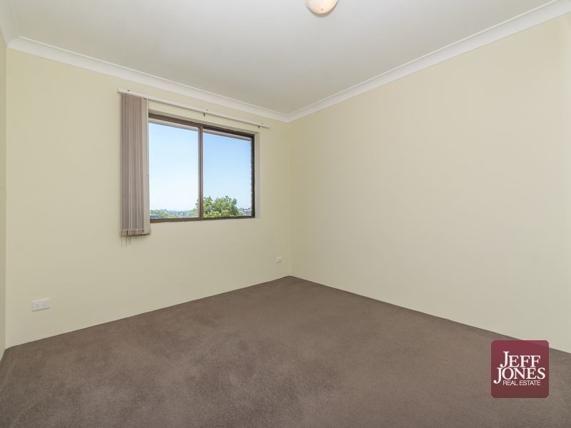 5/233 Cavendish Road, Coorparoo QLD 4151