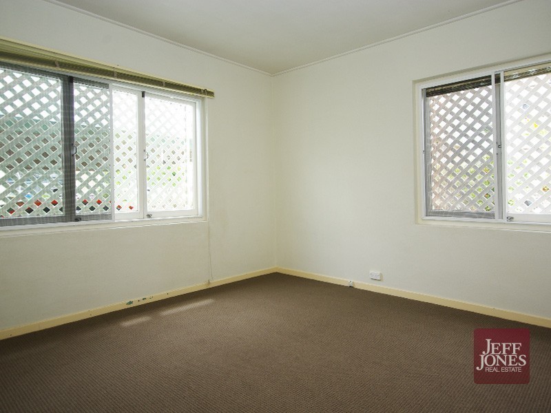 5/7 Regina Street, Greenslopes QLD 4120