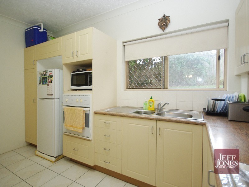 2/59 Wellington Street, Coorparoo QLD 4151