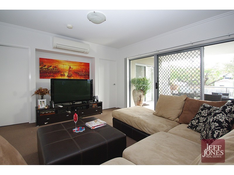 1/1 Dulwich Road, Yeronga QLD 4104