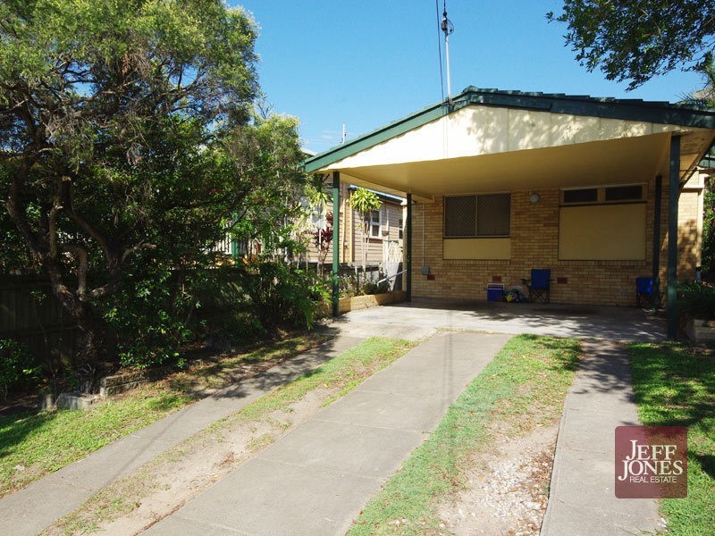 2/36A Newdegate Street, Greenslopes QLD 4120