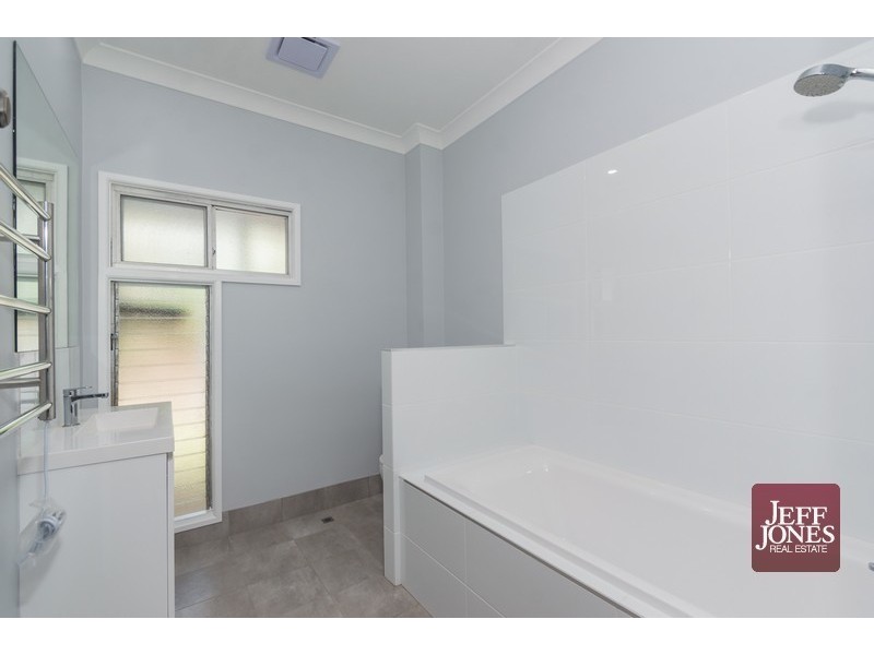 33 Gifford Street, Alderley QLD 4051