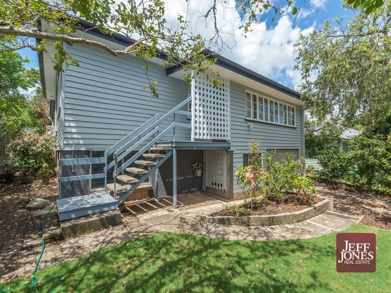 33 Gifford Street, Alderley QLD 4051