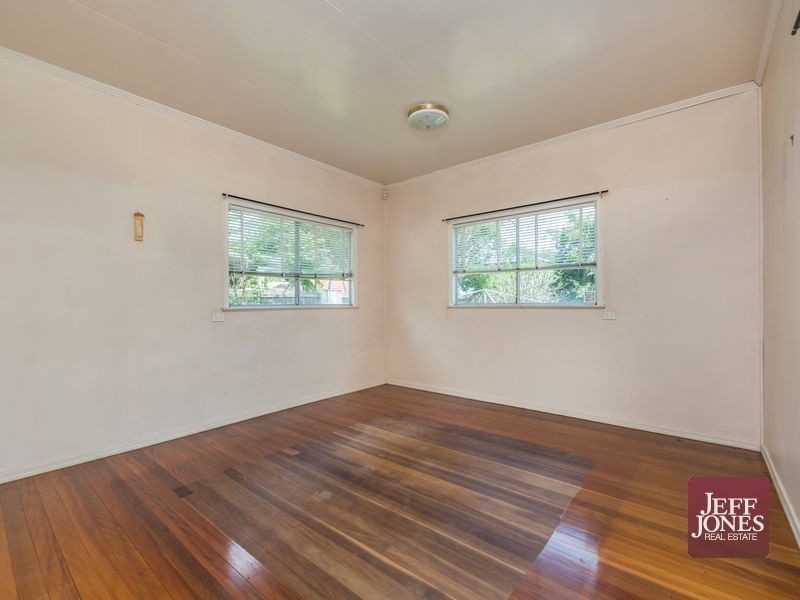 39 Pozieres Road, Tarragindi QLD 4121