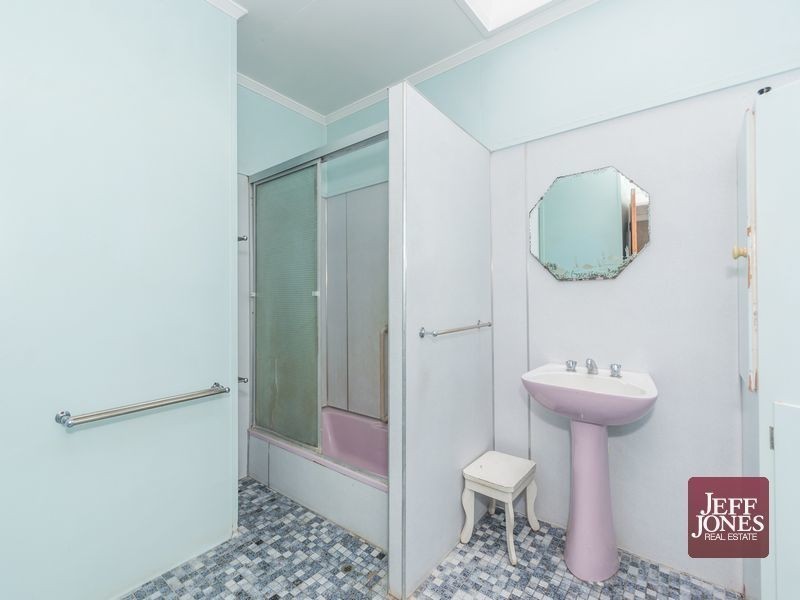 39 Pozieres Road, Tarragindi QLD 4121