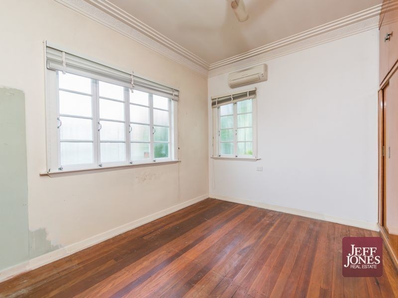 39 Pozieres Road, Tarragindi QLD 4121